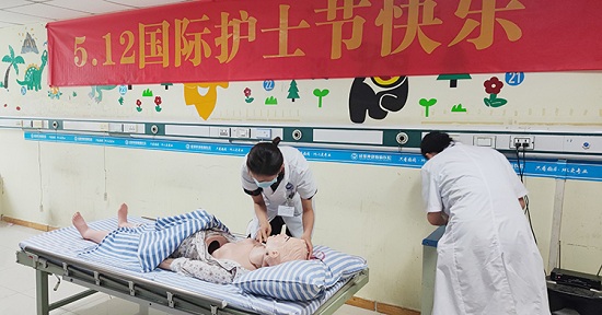 [成都癲癇病醫院]同場競技展風采！護士節，我院成功舉辦心肺復蘇技能大賽